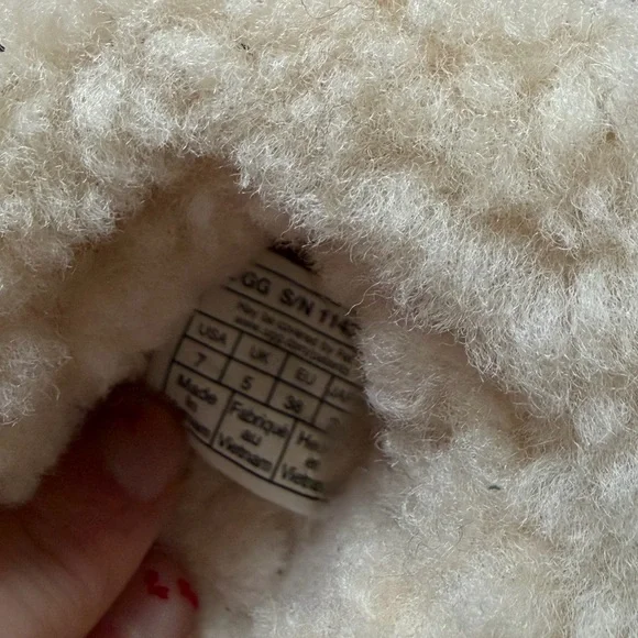 UGG tazz II Cream Sherpa Platform clog slipper in Heritage braid size 7 cozy - Picture 4 of 12